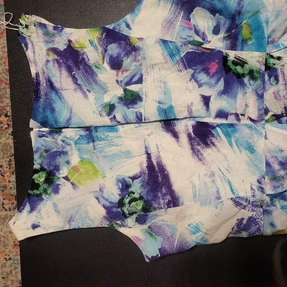 Lovely fluffy dress - Picture 9 of 9